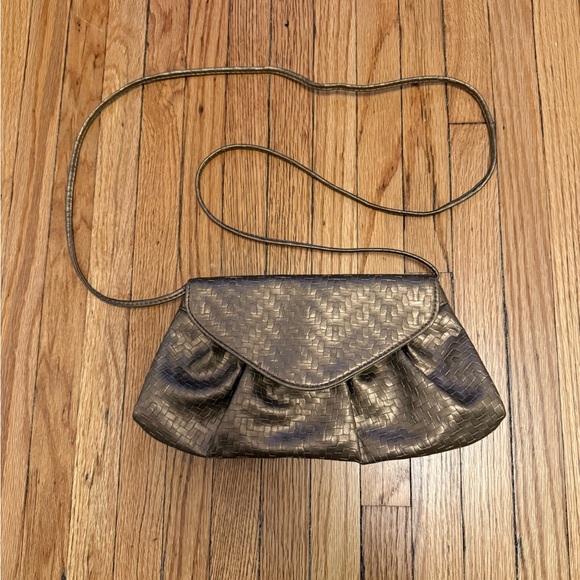 Neiman Marcus Handbags - Vintage Neiman Marcus Bronze Woven Clutch